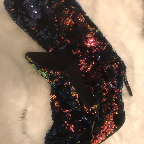 SPARKLE, - Picture 3 of 7